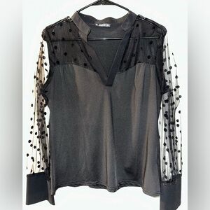SHEIN Mesh V Cut Top Size L